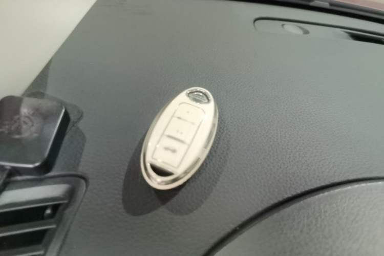Used Nissan Tiida 2021 1.6L CVT Cool Edition Vehicle Key