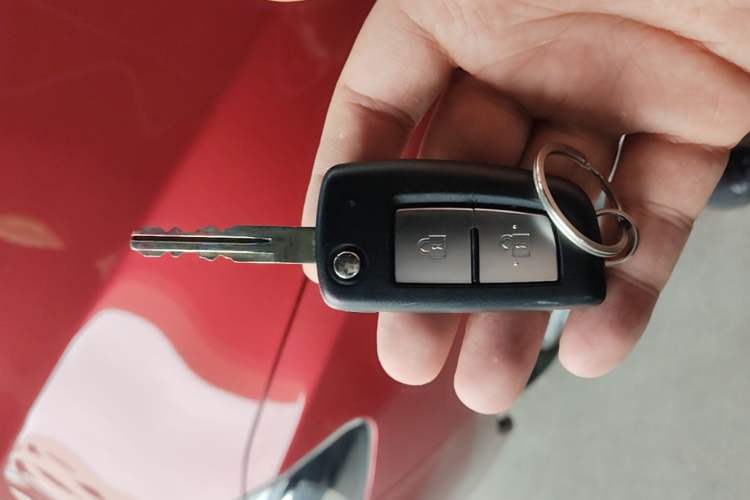 Used Nissan Tiida 2021 1.6L CVT Cool Edition Vehicle Key