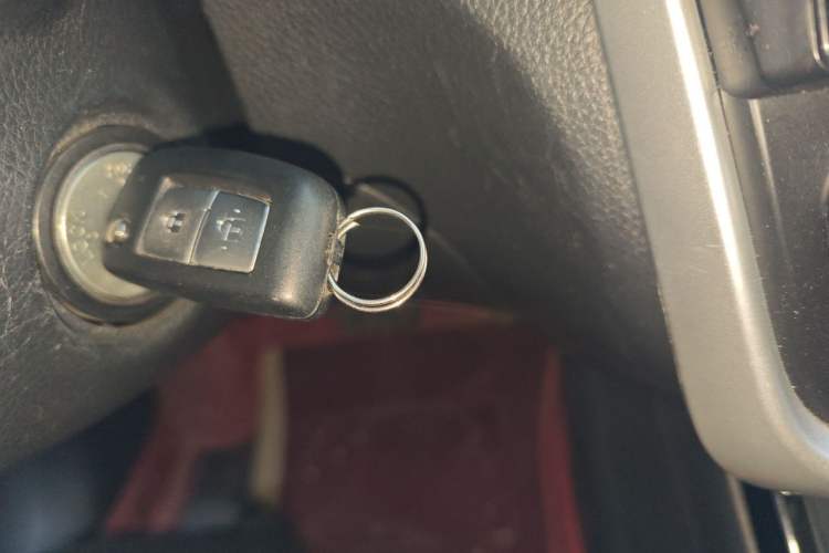 Used Nissan Tiida 2021 1.6L CVT Cool Edition Vehicle Key
