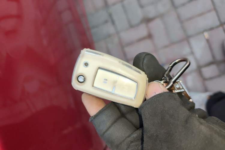 Used Nissan Tiida 2021 1.6L CVT Cool Edition Vehicle Key