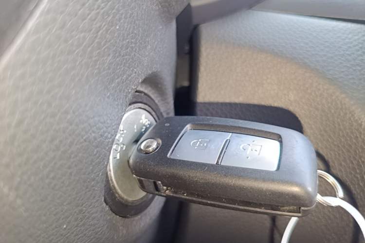 Used Nissan Tiida 2021 1.6L CVT Cool Edition Vehicle Key