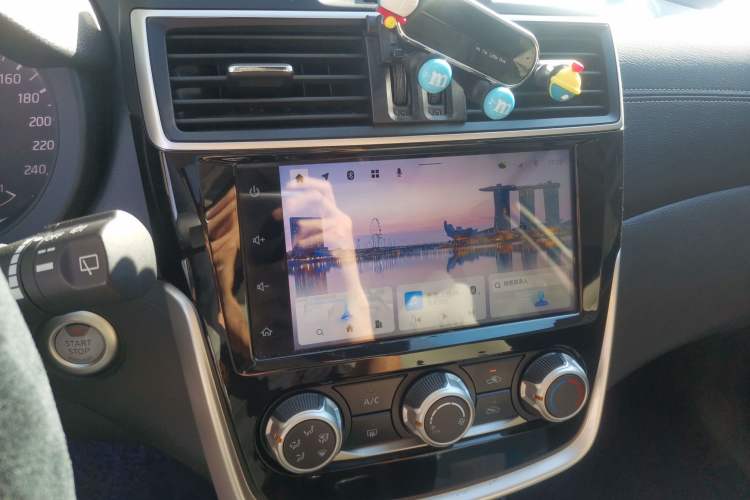 Used Nissan Tiida 2021 1.6L CVT Smart Drive Edition Audio And AC Panel