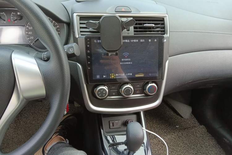 Used Nissan Tiida 2021 1.6L CVT Cool Edition Audio And AC Panel