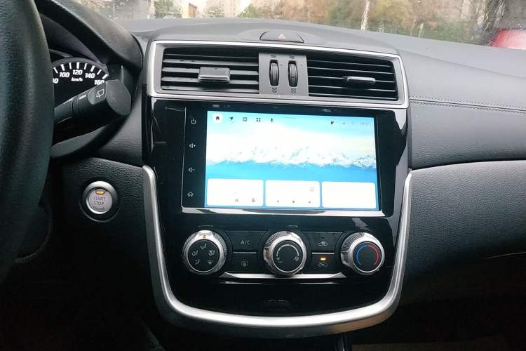 Used Nissan Tiida 2021 1.6L CVT Smart Drive Edition Audio And AC Panel