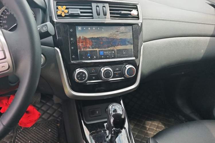 Used Nissan Tiida 2021 1.6L CVT Smart Drive Edition Audio And AC Panel