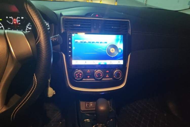 Used Nissan Tiida 2021 1.6L CVT Cool Edition Audio And AC Panel