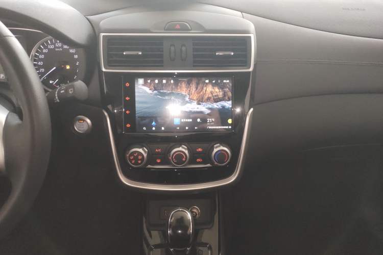 Used Nissan Tiida 2021 1.6L CVT Smart Drive Edition Audio And AC Panel
