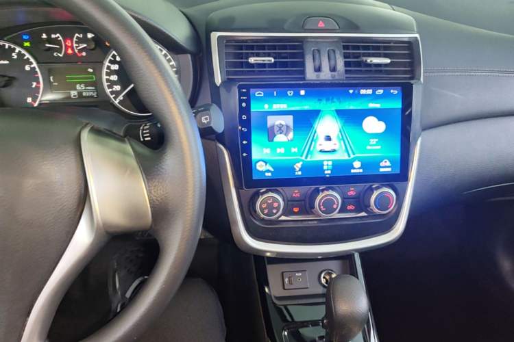 Used Nissan Tiida 2021 1.6L CVT Cool Edition Audio And AC Panel