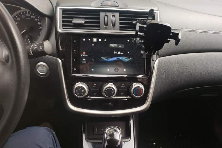 Used Nissan Tiida 2021 1.6L CVT Smart Drive Edition Audio And AC Panel