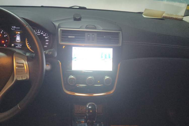 Used Nissan Tiida 2021 1.6L CVT Smart Drive Edition Audio And AC Panel