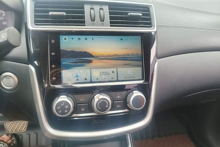 Used Nissan Tiida 2021 1.6L CVT Smart Drive Edition Audio And AC Panel
