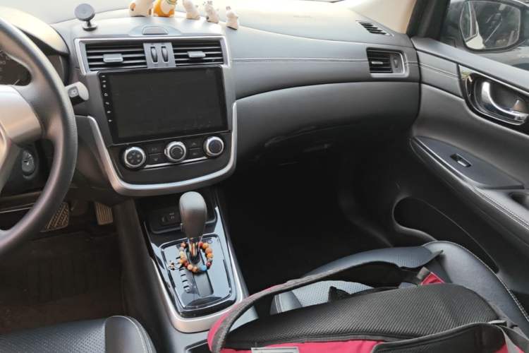 Used Nissan Tiida 2021 1.6L CVT Smart Drive Edition Audio And AC Panel