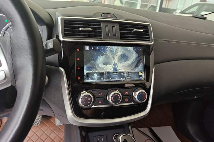 Used Nissan Tiida 2021 1.6L CVT Smart Drive Edition Audio And AC Panel