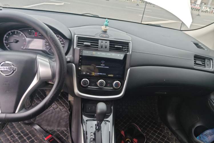 Used Nissan Tiida 2021 1.6L CVT Cool Edition Audio And AC Panel