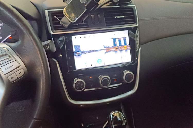 Used Nissan Tiida 2021 1.6L CVT Smart Drive Edition Audio And AC Panel