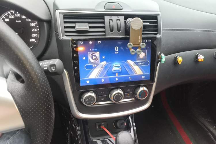 Used Nissan Tiida 2021 1.6L CVT Cool Edition Audio And AC Panel