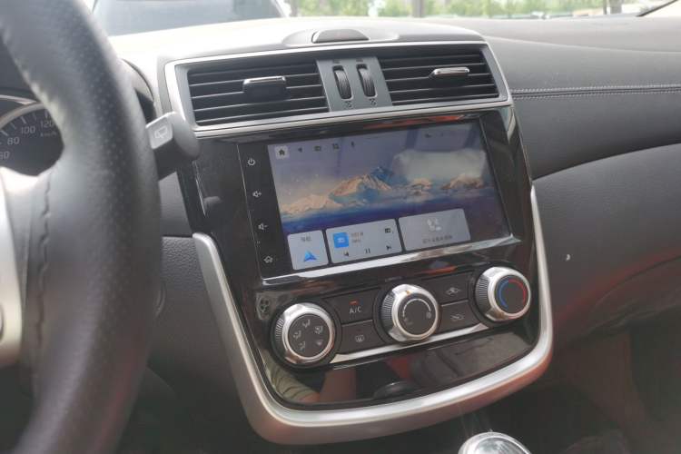Used Nissan Tiida 2021 1.6L CVT Smart Drive Edition Audio And AC Panel