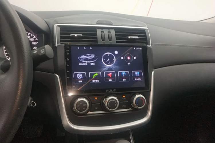 Used Nissan Tiida 2021 1.6L CVT Smart Drive Edition Audio And AC Panel