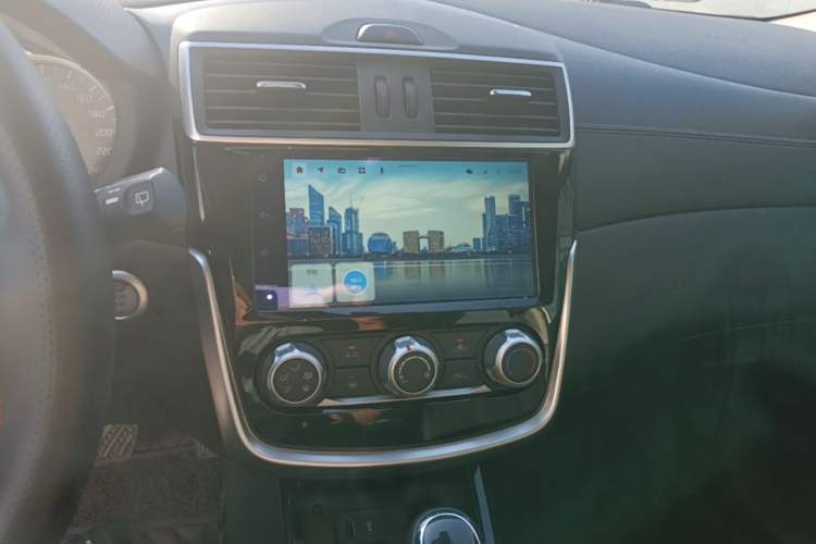 Used Nissan Tiida 2021 1.6L CVT Smart Drive Edition Audio And AC Panel
