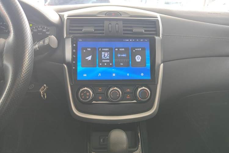 Used Nissan Tiida 2021 1.6L CVT Cool Edition Audio And AC Panel