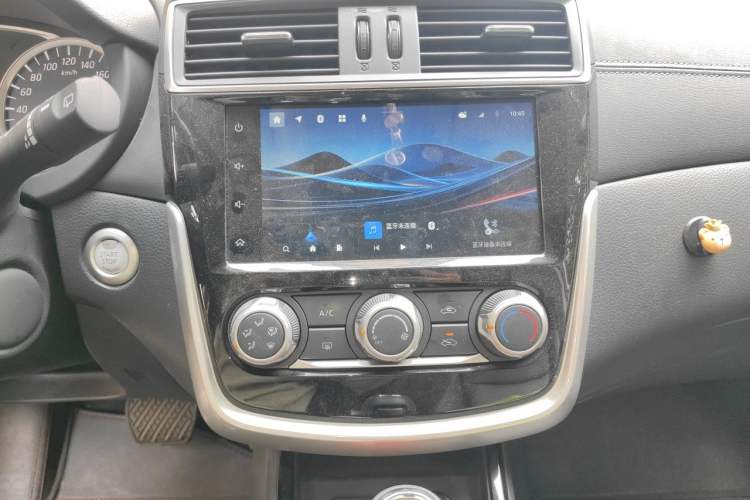 Used Nissan Tiida 2021 1.6L CVT Smart Drive Edition Audio And AC Panel