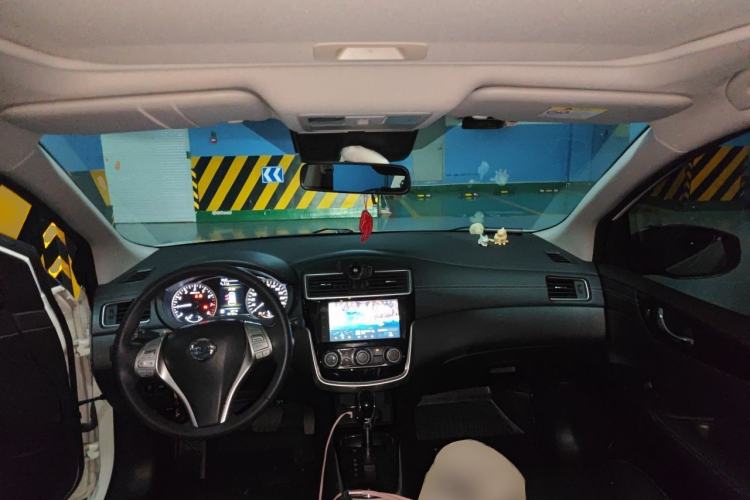 Used Nissan Tiida 2021 1.6L CVT Smart Drive Edition Center Console