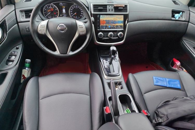 Used Nissan Tiida 2021 1.6L CVT Smart Drive Edition Center Console
