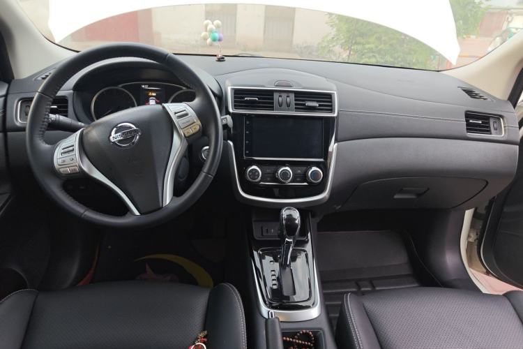 Used Nissan Tiida 2021 1.6L CVT Smart Drive Edition Center Console
