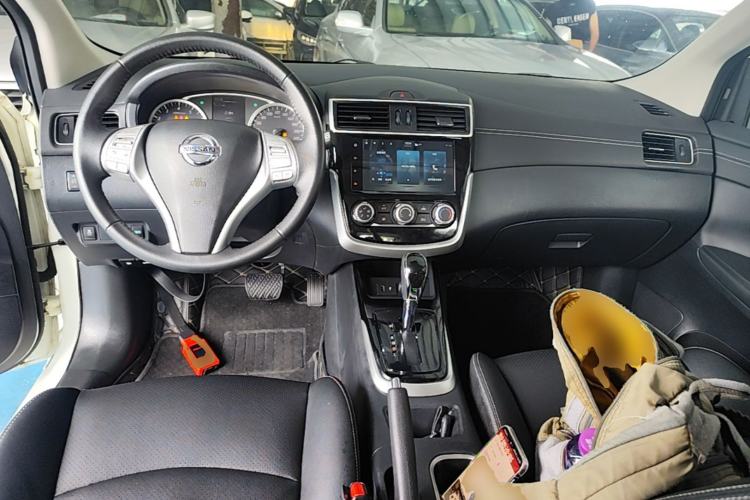 Used Nissan Tiida 2021 1.6L CVT Smart Drive Edition Center Console