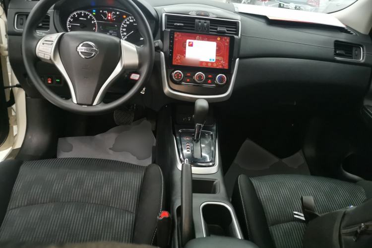 Used Nissan Tiida 2021 1.6L CVT Cool Edition Center Console