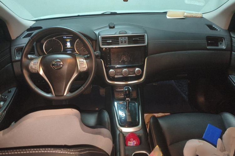 Used Nissan Tiida 2021 1.6L CVT Smart Drive Edition Center Console