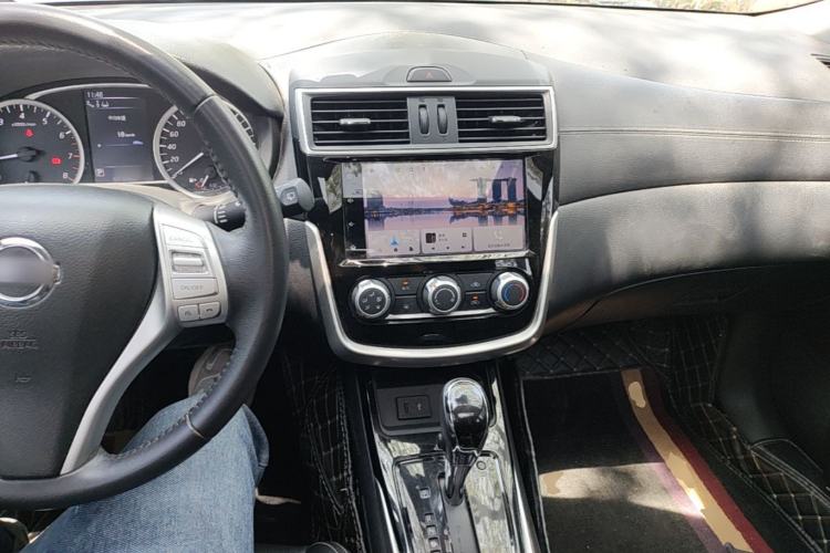 Used Nissan Tiida 2021 1.6L CVT Smart Drive Edition Center Console
