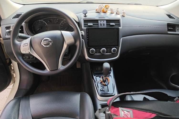 Used Nissan Tiida 2021 1.6L CVT Smart Drive Edition Center Console