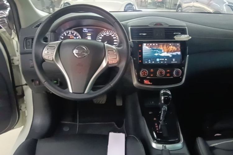 Used Nissan Tiida 2021 1.6L CVT Smart Drive Edition Center Console