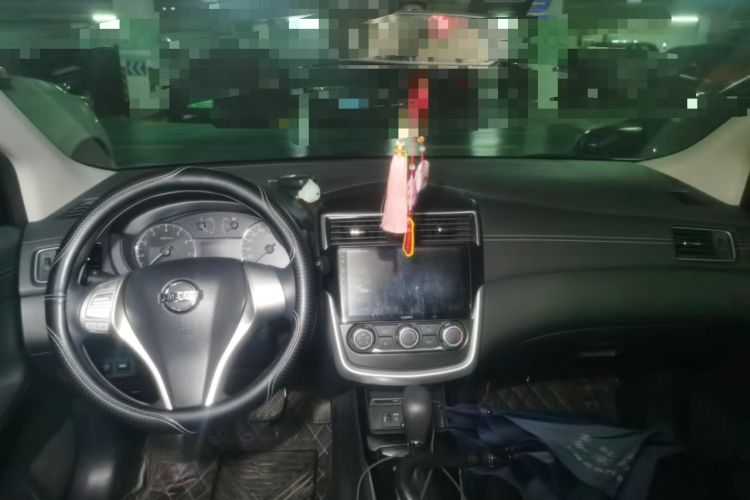 Used Nissan Tiida 2021 1.6L CVT Cool Edition Center Console