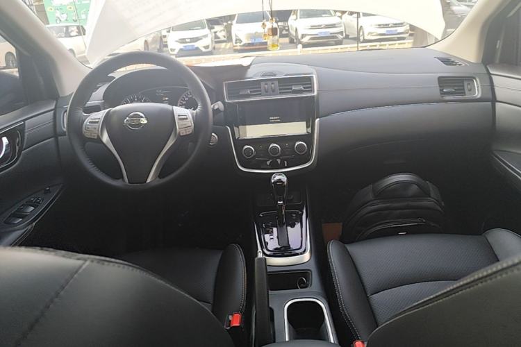 Used Nissan Tiida 2021 1.6L CVT Smart Drive Edition Center Console
