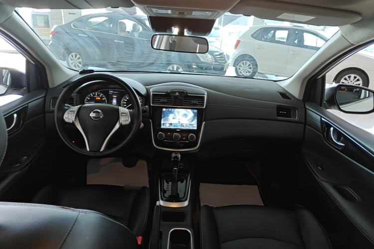 Used Nissan Tiida 2021 1.6L CVT Smart Drive Edition Center Console