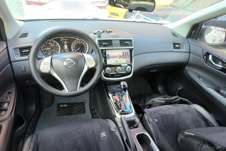 Used Nissan Tiida 2021 1.6L CVT Smart Drive Edition Center Console