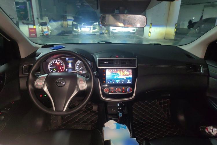 Used Nissan Tiida 2021 1.6L CVT Smart Drive Edition Center Console