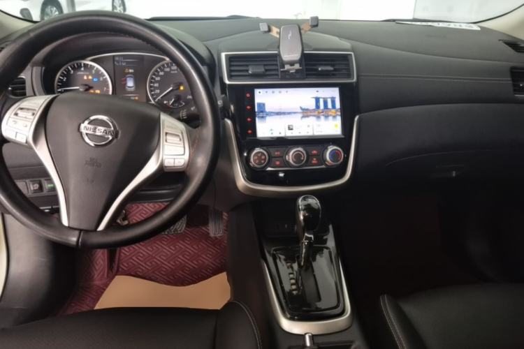 Used Nissan Tiida 2021 1.6L CVT Smart Drive Edition Center Console