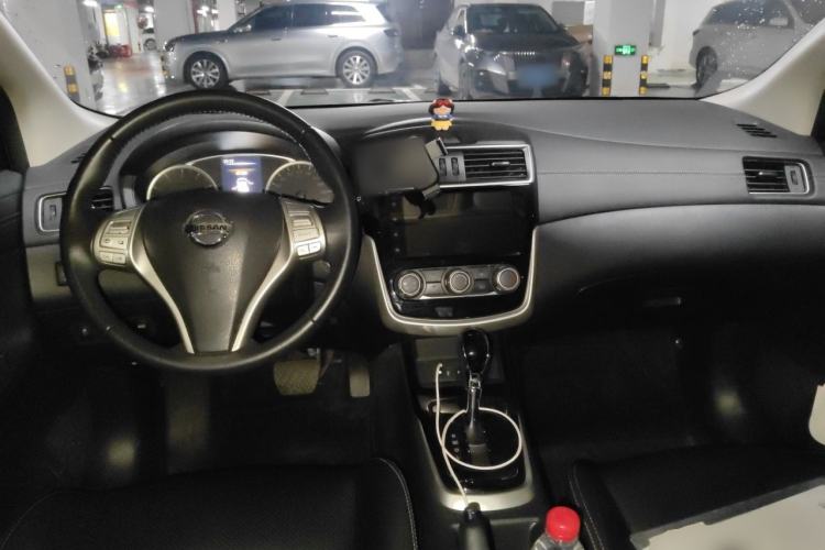 Used Nissan Tiida 2021 1.6L CVT Smart Drive Edition Center Console