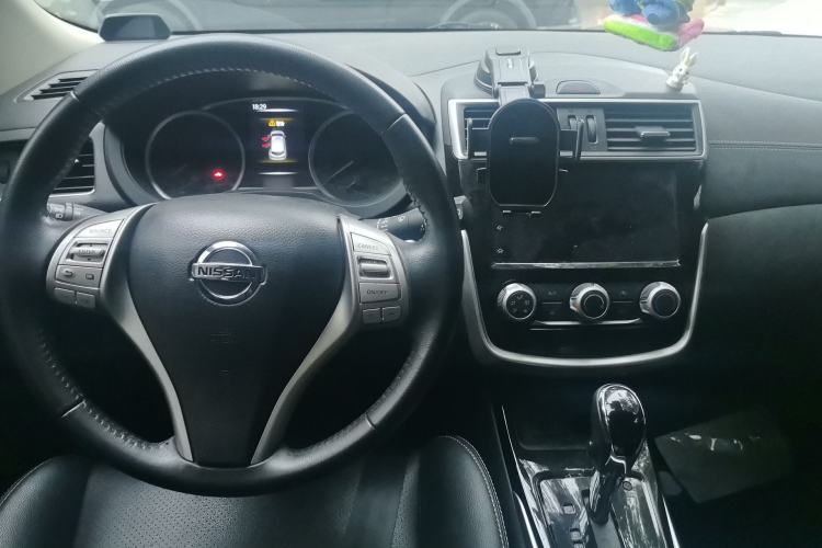 Used Nissan Tiida 2021 1.6L CVT Smart Drive Edition Center Console