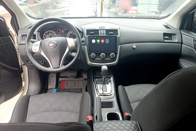 Used Nissan Tiida 2021 1.6L CVT Cool Edition Center Console