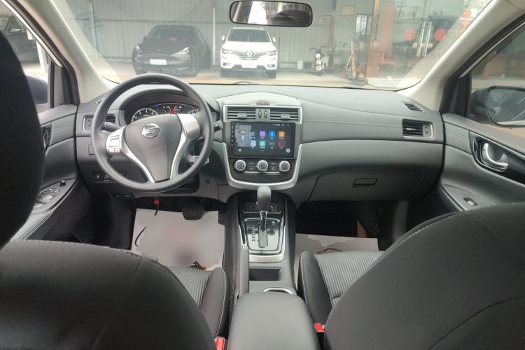 Used Nissan Tiida 2021 1.6L CVT Cool Edition Center Console