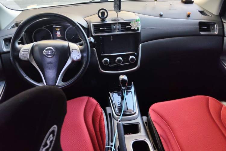 Used Nissan Tiida 2021 1.6L CVT Smart Drive Edition Center Console