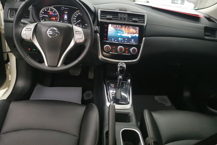 Used Nissan Tiida 2021 1.6L CVT Smart Drive Edition Center Console