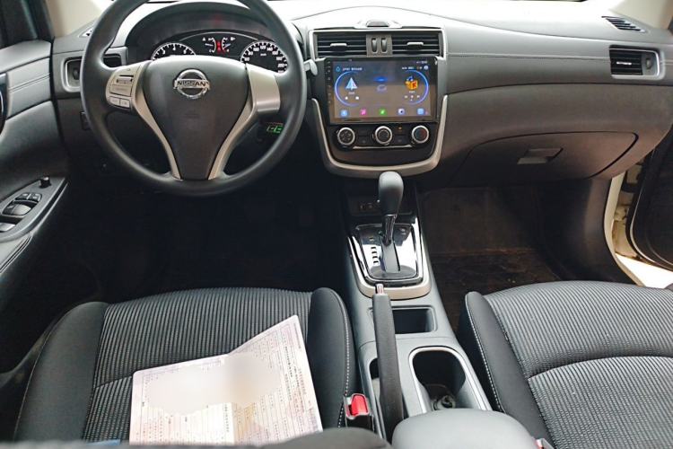 Used Nissan Tiida 2021 1.6L CVT Cool Edition Center Console