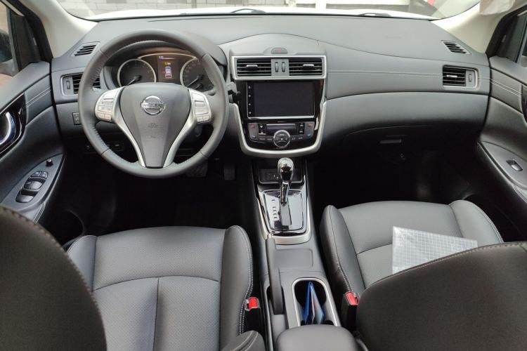 Used Nissan Tiida 2021 1.6L CVT ZhiZun Edition Center Console