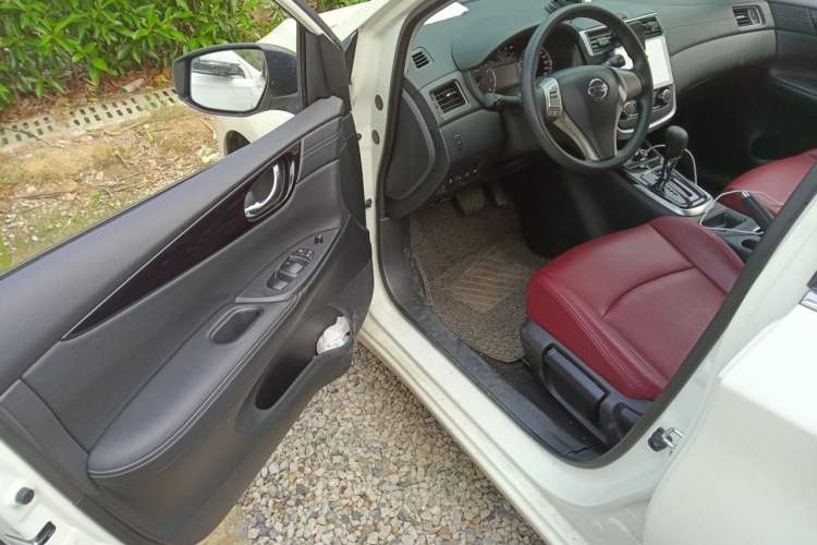 Used Nissan Tiida 2021 1.6L CVT Cool Edition Driver Seat