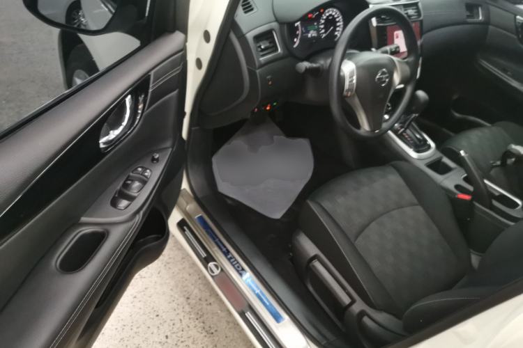 Used Nissan Tiida 2021 1.6L CVT Cool Edition Driver Seat